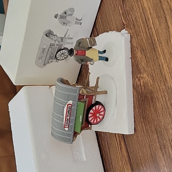 Department 56 Town Tinker~ set of 2 - Picture 1 of 8